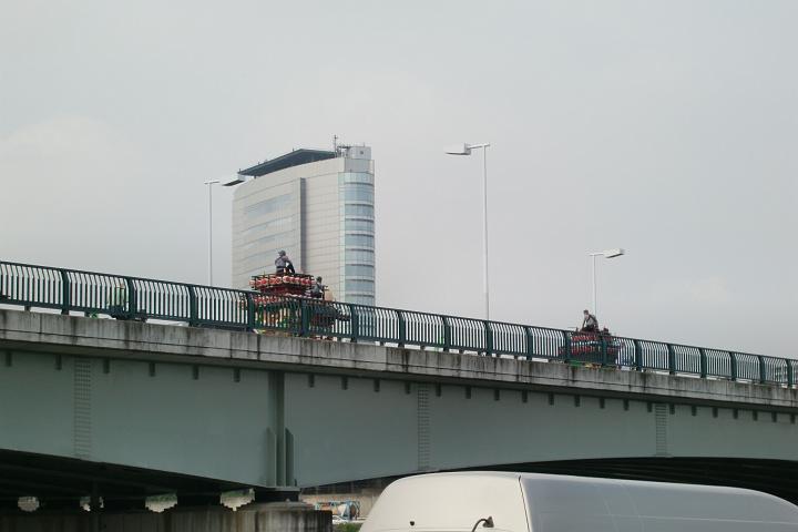 090801_144324_0.jpg